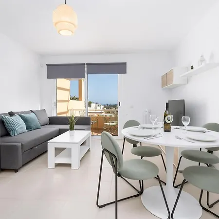 Home2book Sunny Terrace Pool קוסטה קלמה