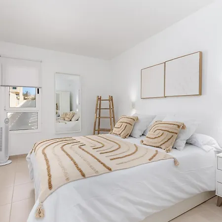 Home2book Sunny Terrace Pool Apartment *