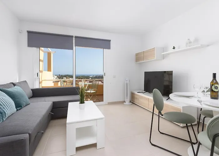 Home2book Sunny Terrace Pool קוסטה קלמה