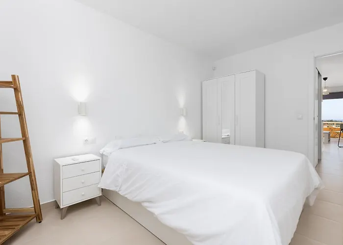 דירה Home2book Sunny Terrace Pool קוסטה קלמה